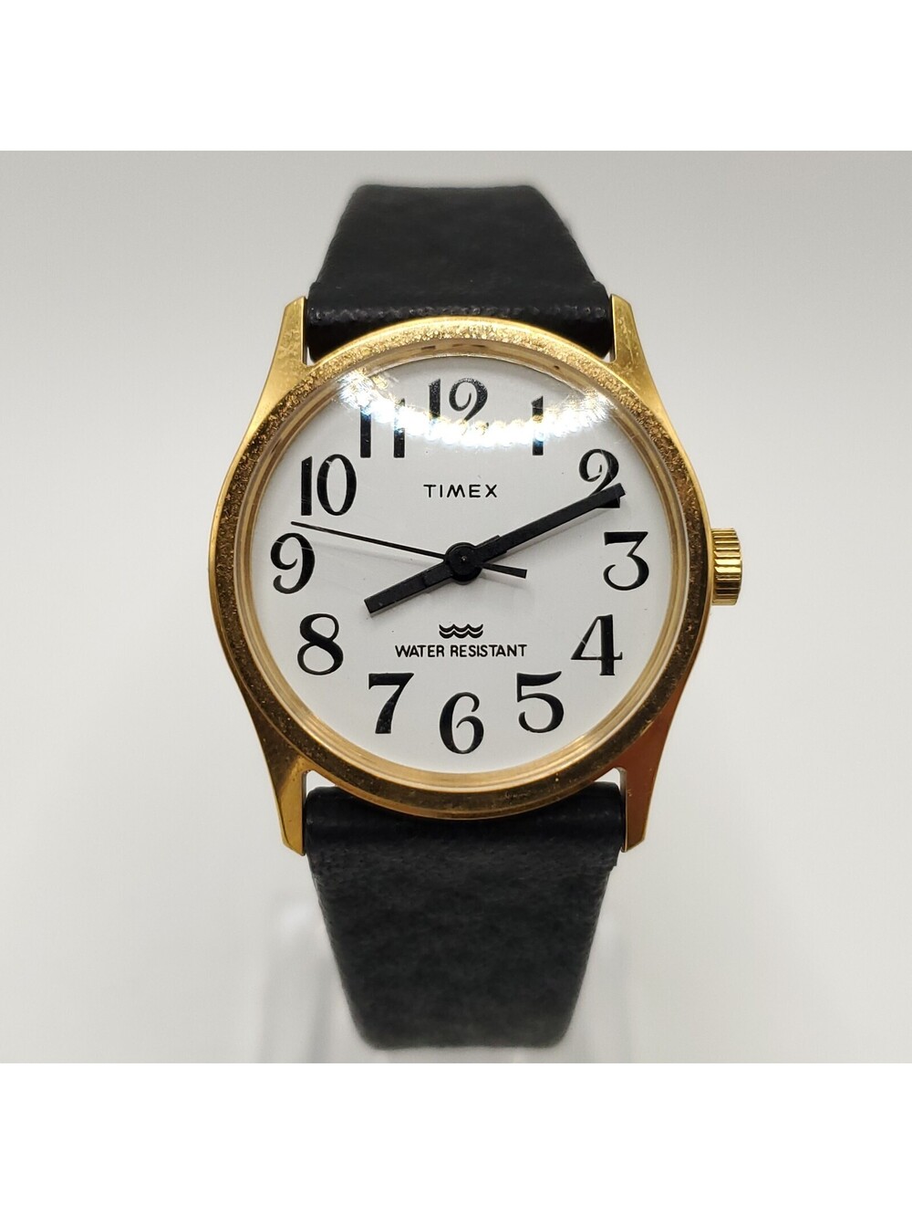 Vintage Timex Water-resistant Womens Watch 30mm Gold Tone Running
